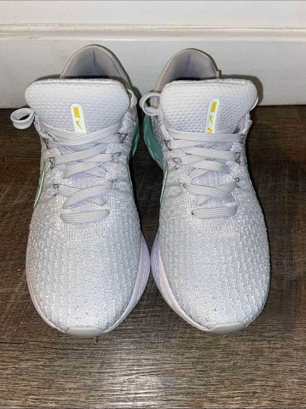 Nike light gray